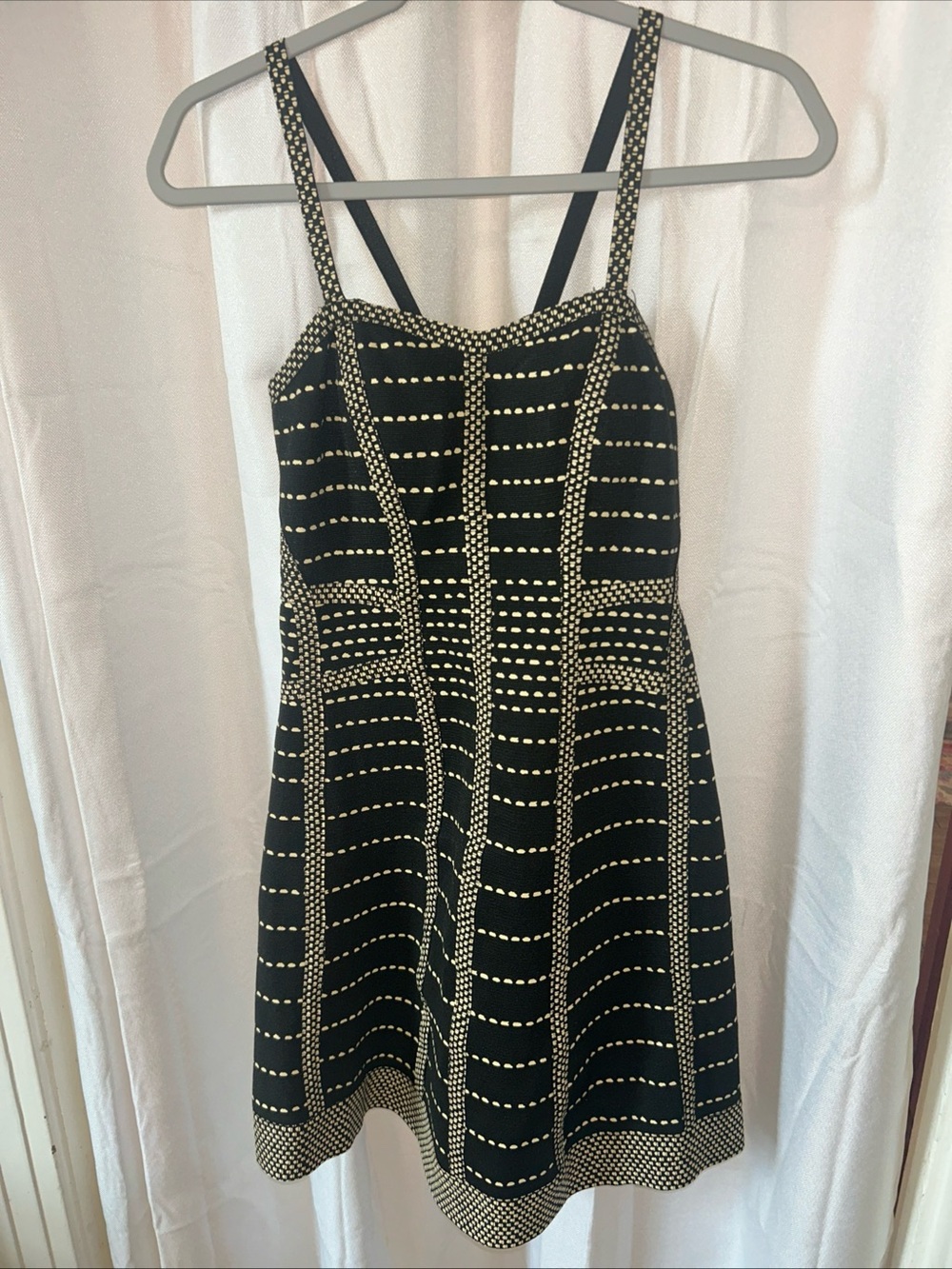 Women's Gold Label Wow Couture Size Large Black With Gold Dress, Zipper, Sexy